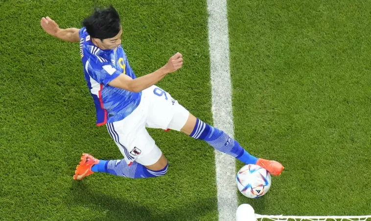Cách Xác Định Bóng Trong Cuộc Và Bóng Ngoài Cuộc Chuẩn FIFA Mới Nhất